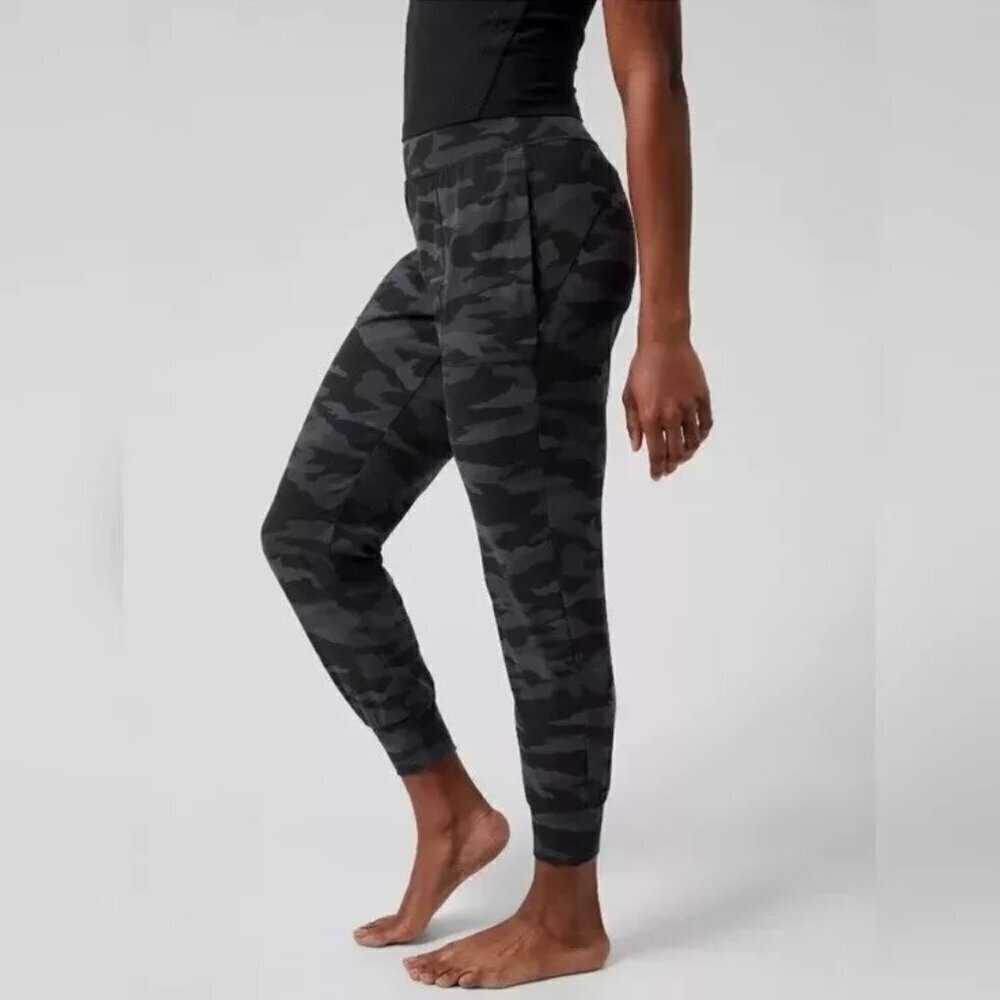Athleta Salutation Jogger Camo Gray Black High Rise Soft Yoga Workout Pant Small